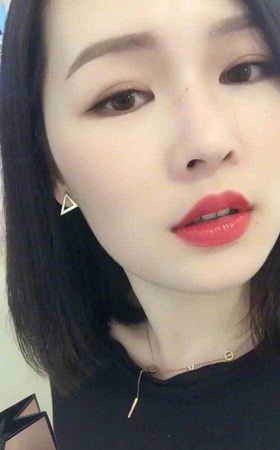 macchili口红试色黄皮,mac102口红黄皮素颜