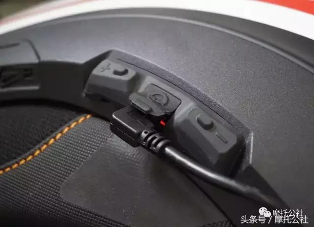 舒伯特揭面盔评测,舒伯特c4pro和agv揭面盔哪个好