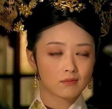 记得在国外打败老干妈的“菊花神药”-马应龙痔疮膏吗？我把他挤到小朋友的鼻子里了……