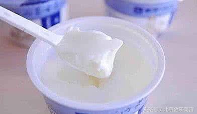 祛除黑眼圈眼袋的护肤品哪种好,什么眼霜祛除眼袋黑眼圈效果好