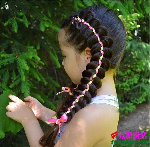既简单又好学的儿童编发,5款超美儿童简单容易上手编发