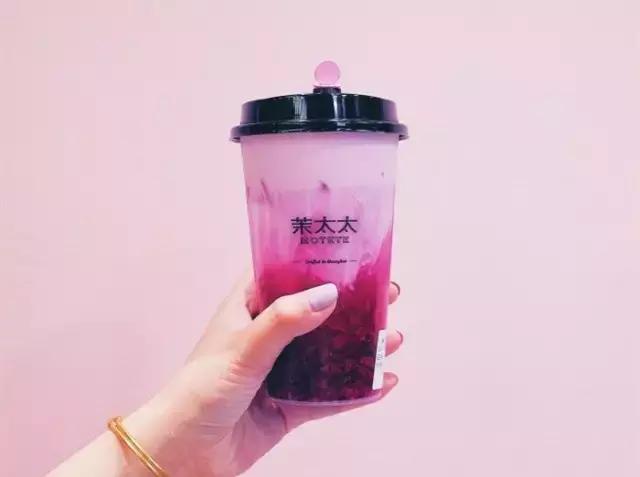 夏日冰爽甜品推荐哪款好吃点的,最简单的夏日甜品冰淇淋