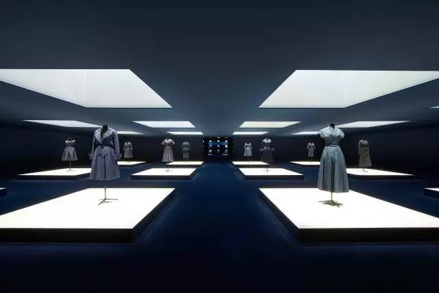 dior设计总监为什么这么受欢迎,dior为什么这么受欢迎