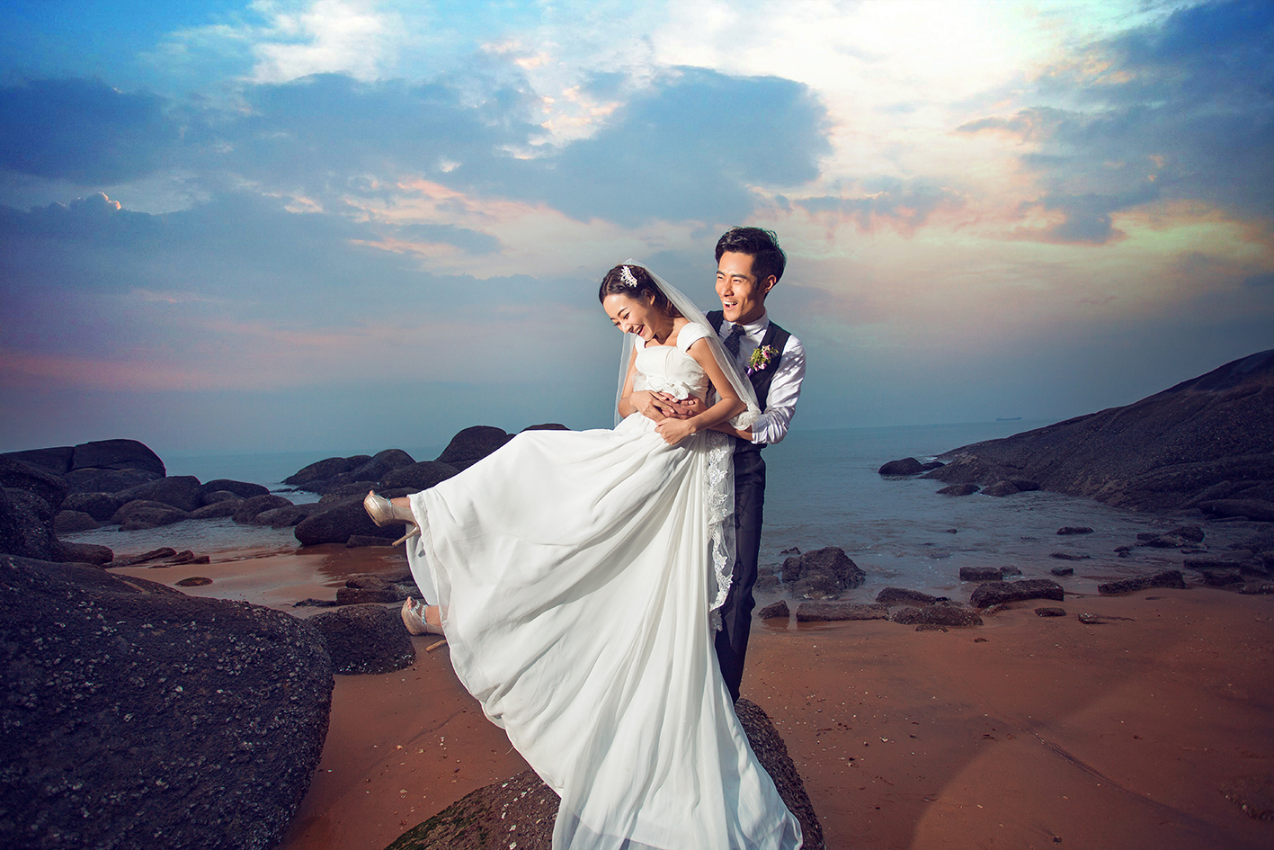 拍婚纱照鼓浪屿和丽江哪个更好,厦门鼓浪屿和植物园婚纱照选哪个