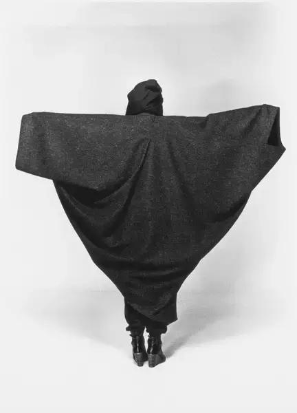 三宅一生舒适感设计,三宅一生著名设计