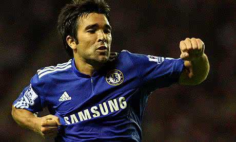 他在波尔图受崇拜、在巴萨受尊重，他成就了穆里尼奥、成全了小罗