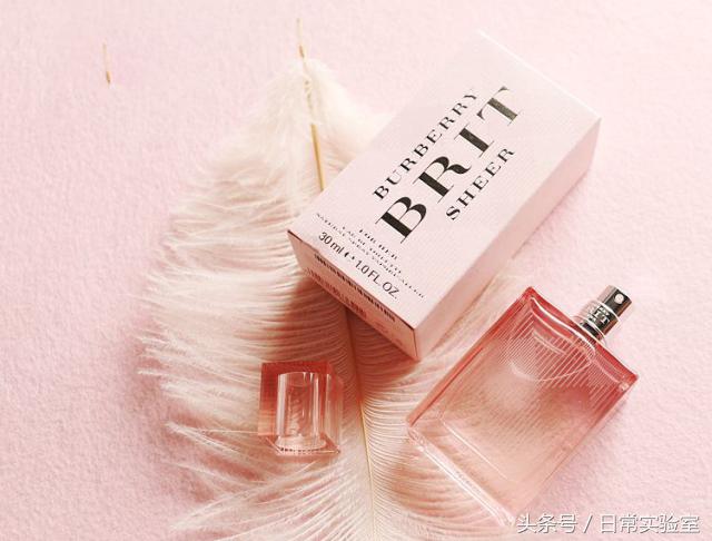 单身多年！老子终于靠这瓶香水把女神追到了手（评论送耳机）