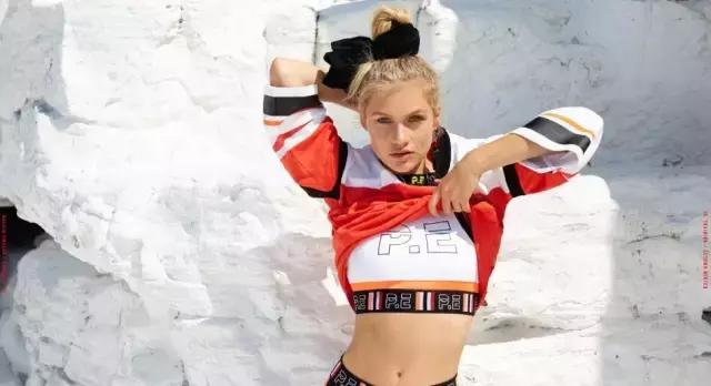 阿迪达斯耐克运动服,耐克和阿迪达斯哪个运动服好