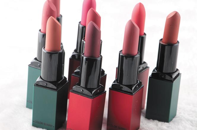 怎么做可以涂在嘴巴上的口红,口红是怎么做的能涂吗