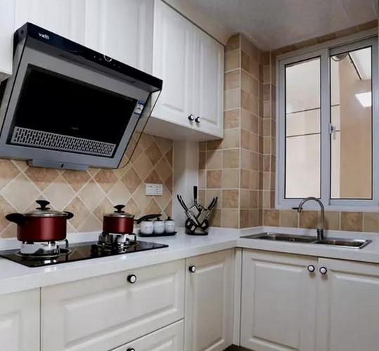 自建房油烟机怎么留洞,厨房烟道孔可以改方向重头开孔