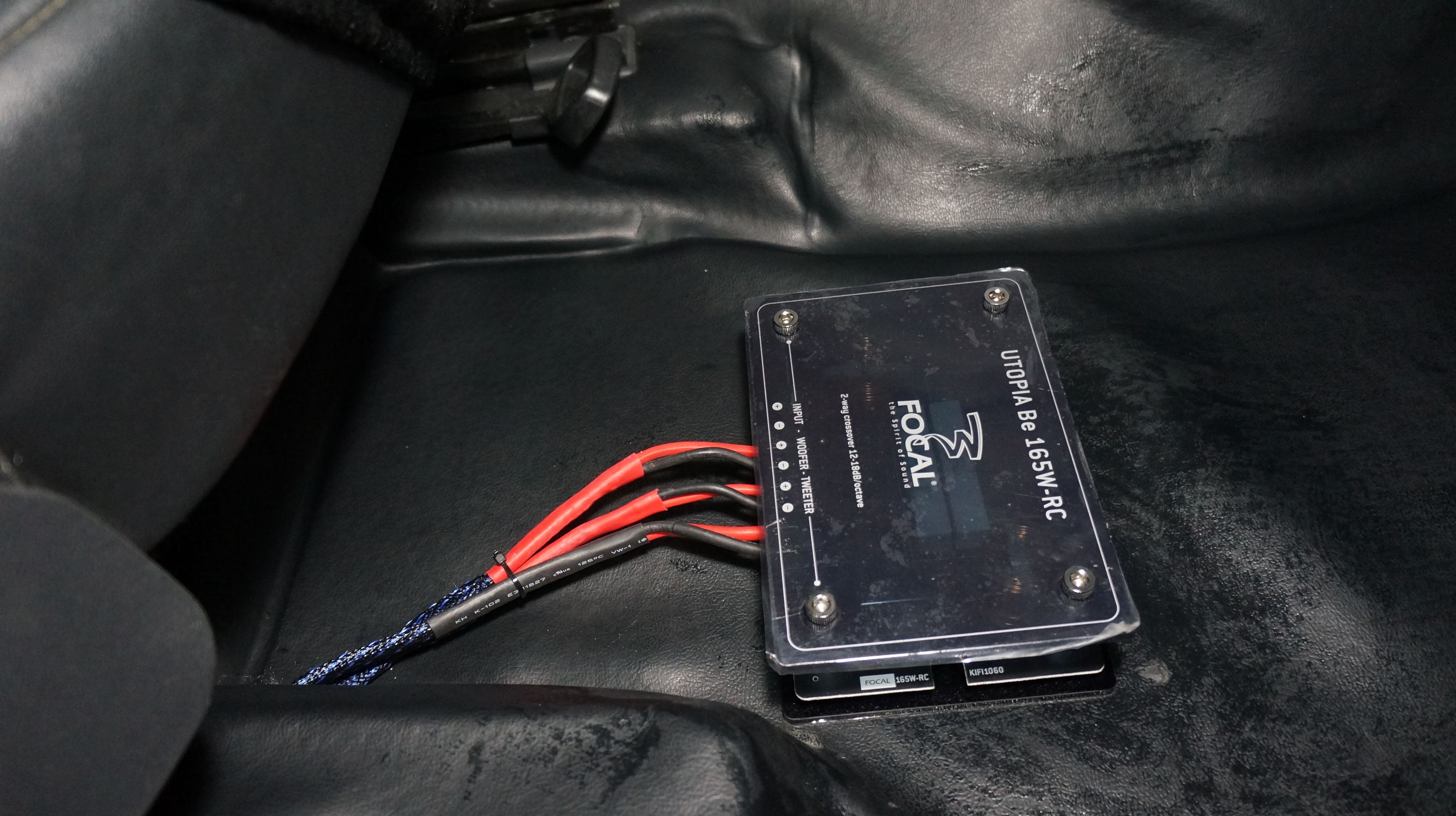 斯柯达明锐12款原车几个鸣笛喇叭,09款斯柯达明锐鸣笛喇叭自己更换