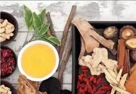 颈肩痛冬病夏治如何调理,冬病夏治肩颈疏通