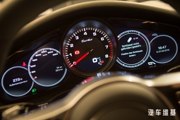 保时捷欢乐颂,欢乐颂保时捷panamera