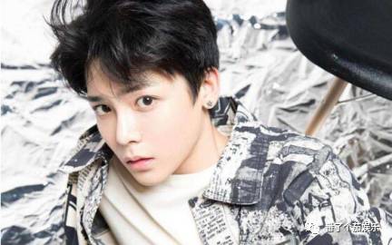 侯明昊鹿晗撞脸视频,侯明昊和鹿晗长得很像