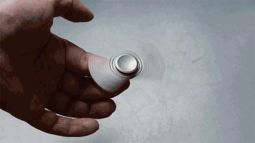 指尖陀螺可以击碎什么,指尖陀螺对减压真的有用吗