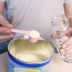 新生儿宝宝冲奶粉教程,新生儿冲奶粉的正确方法步骤