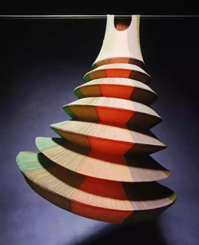 三宅一生舒适感设计,三宅一生著名设计