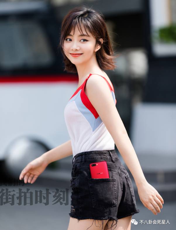 这些女明星居然都在扭屁股？OPPOR11热力红厉害了！