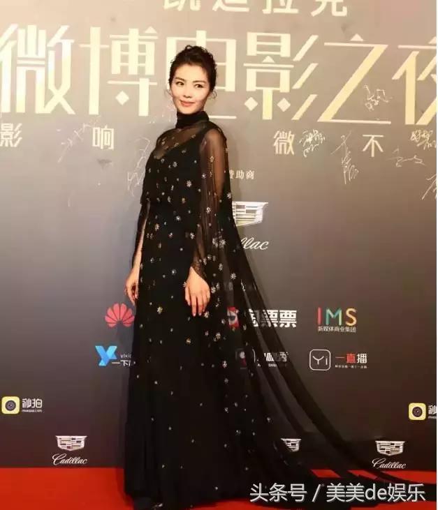 赵丽颖李易峰被冯小刚大爆料？喝中药？暴露了小秘密