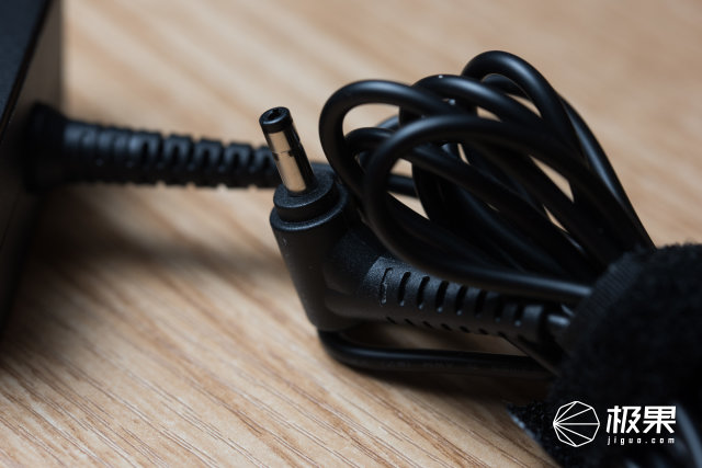 联想miix5,联想miix5plus屏幕