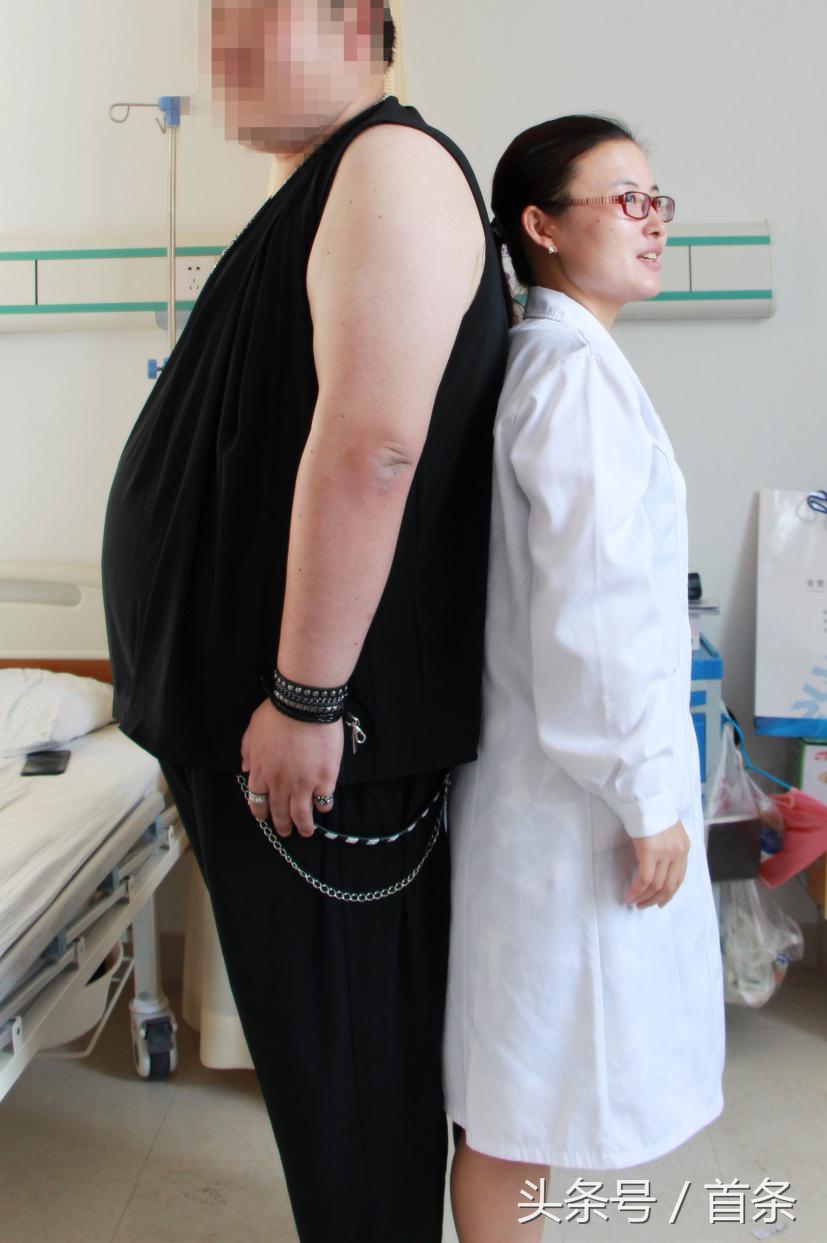 暴躁抽搐30年，300斤小巨人30天“吃”掉30斤