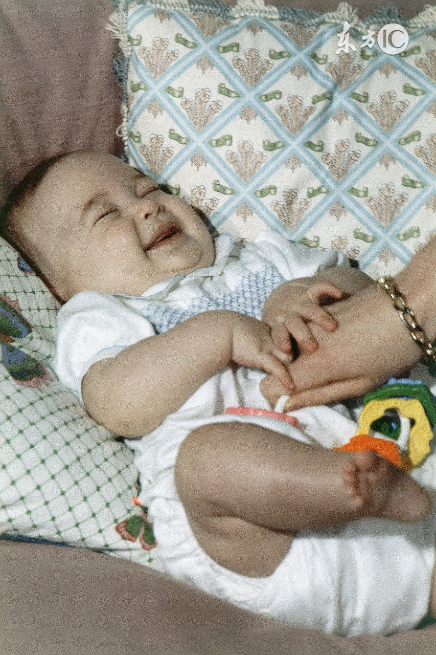 100天的宝宝日常规律,100天的宝宝白天怎么适当安排睡觉