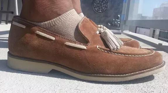 男人穿袜子关注什么卫生,男人夏天穿肉色袜子好吗