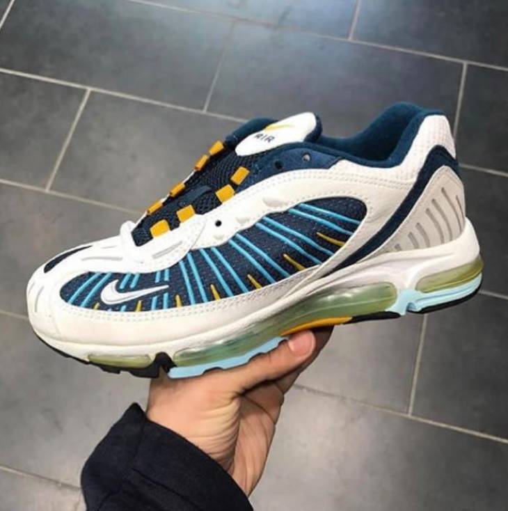 一脱鞋脚臭咋办,球鞋容易臭怎么除臭的有效方法