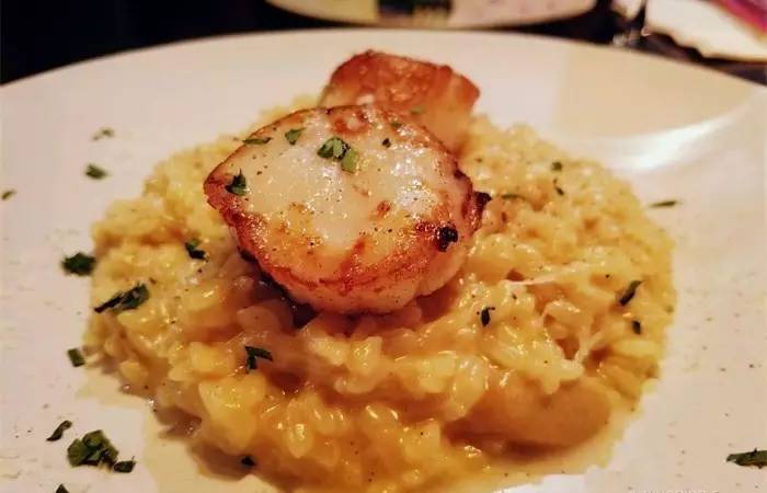 颜值*党**与抹茶控的终极绝杀！火爆ins的24k金箔冰淇淋终于来魔都啦！