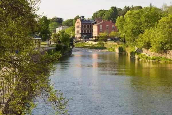 多伦多附近小镇,多伦多附近好看的景点