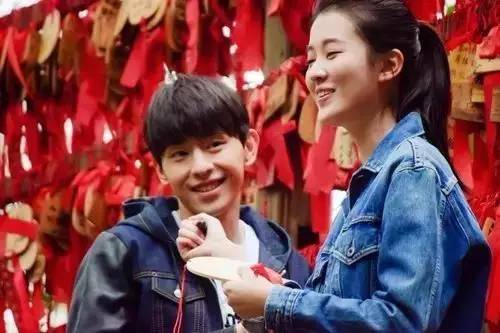 欢乐颂2谢童关关在一起了吗,欢乐颂2关关谢童在海边看日出