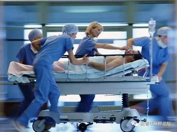 创伤病人的急诊抢救护理查房,接诊途中大出血怎么应对