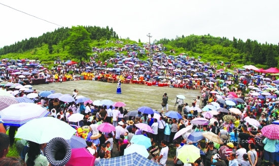 天开图画即江山,天开图画完整版