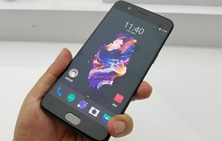 为什么手机WiFi是满的，微信显示没有连接上？