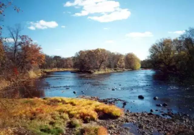 大学四年生活费省出来一套房,大学四年能拿多少学费