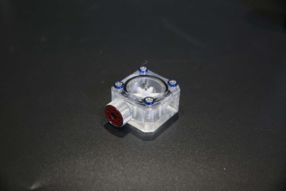 gamemax风火轮机箱优缺点,gamemax二代风火轮