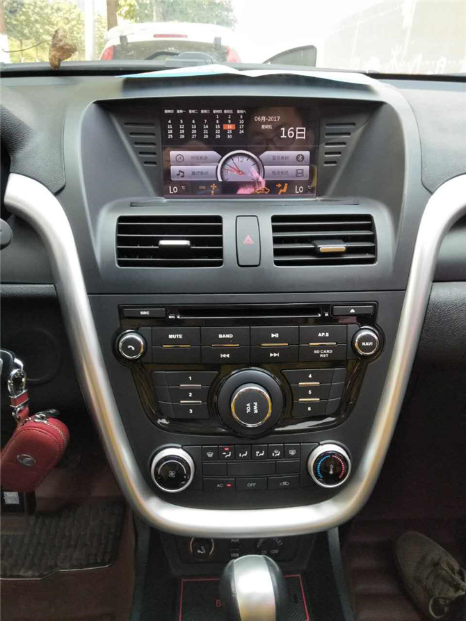 买二手车交了定金发现事故车,买二手事故车怎么解决