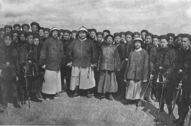 一个不起眼的新兵,一个不起眼的新兵竟单枪匹马