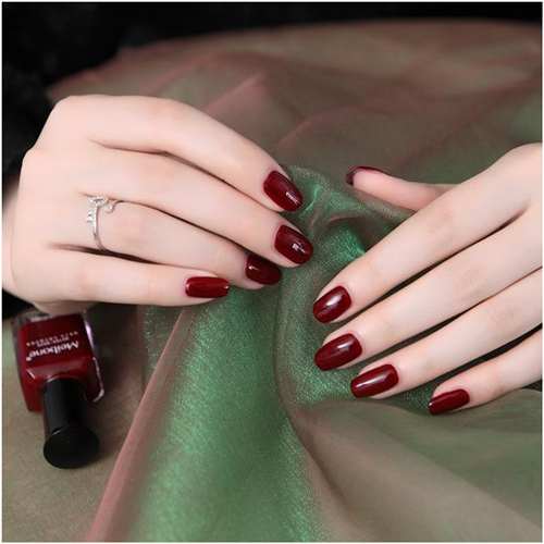 自己买的指甲油怎么选颜色,指甲油选哪个颜色