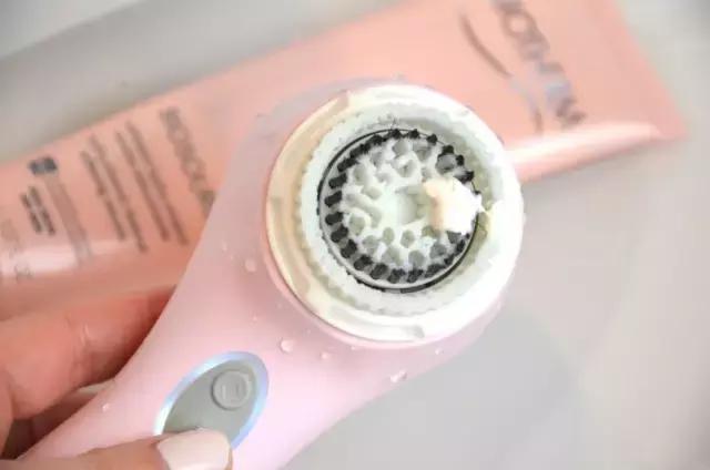 现在很多明星都在用的美容产品,抗老明星推荐美容仪有哪些