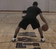 如何学习篮球基础运球,篮球新手怎样学过人