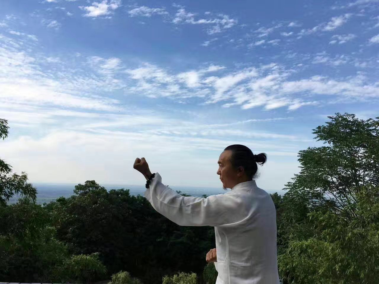 站桩养生养阳气正确训练方法,正确养生站桩视频教程