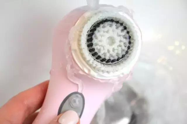 现在很多明星都在用的美容产品,抗老明星推荐美容仪有哪些