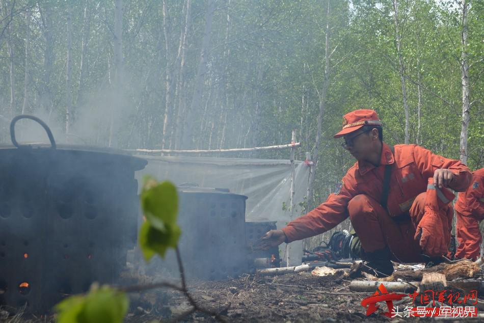 兵哥哥婚礼现场的感人时刻,盘点兵哥哥与女友感人的瞬间