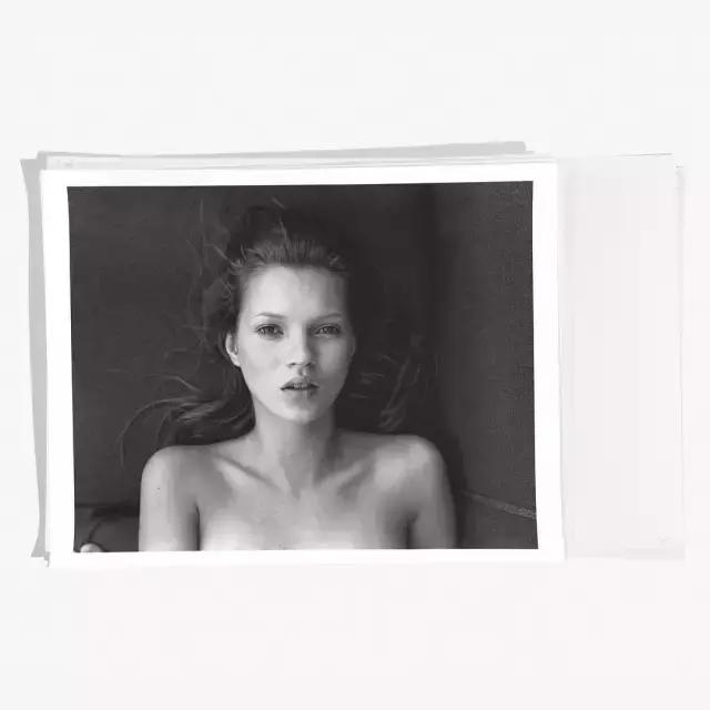 katemoss代言的女装,katemoss只穿面纱