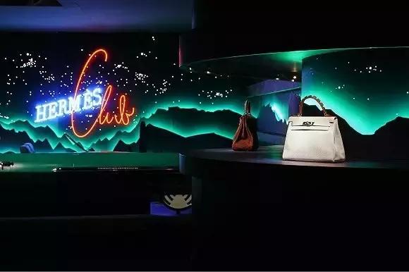 katemoss代言的女装,katemoss只穿面纱