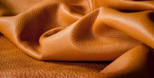 皮革沾油污渍怎么清除,皮革顽固污渍怎么去除