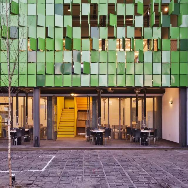 餐饮门店不开门怎么处理,顾客不进门店的原因