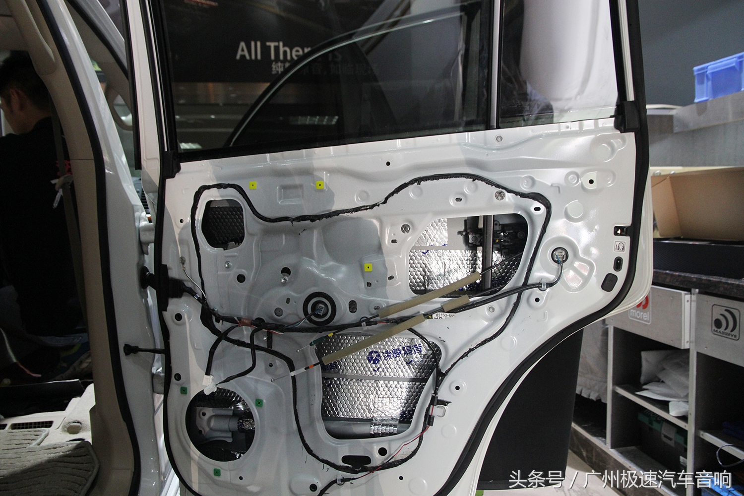 理智的征服越野三兄弟：老大哥兰德酷路泽，享受音响的魅力