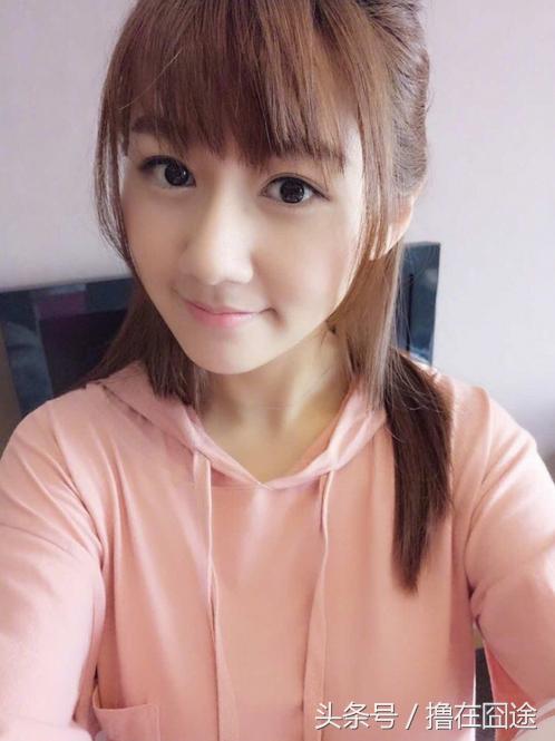 “LOL第一声控美女解说-小苍”长得多漂亮，心态才是最好的美颜相机